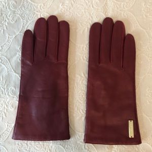 Cole Haan leather gloves in deep red 😍 ❄️